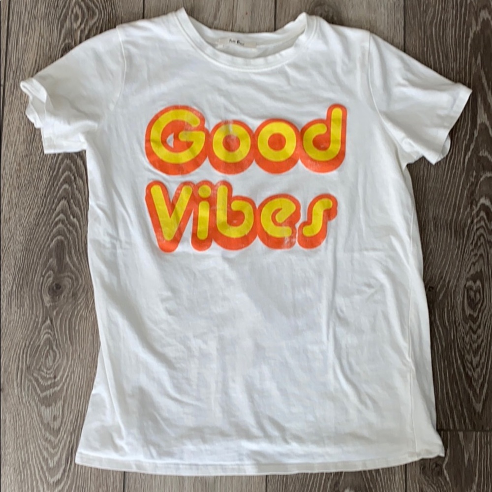 TRES BIEN “Good Vibes” T-shirt